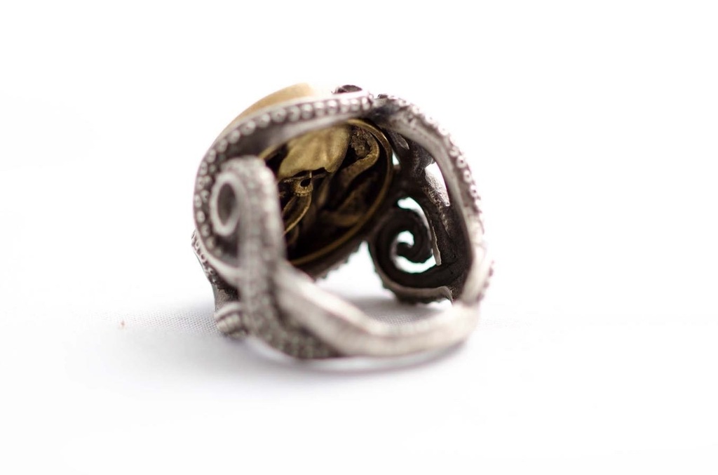 クトゥルフ神話 シグネットリング(ハスター様の触手バージョン)