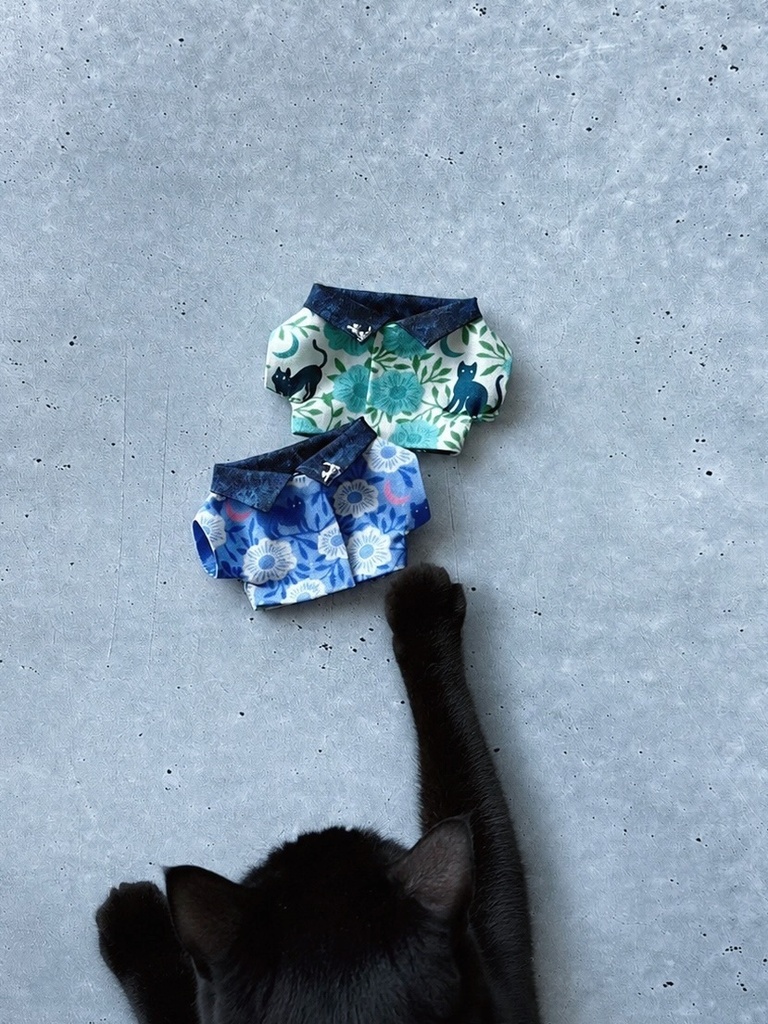 黒猫とお月様シャツ🐈‍⬛