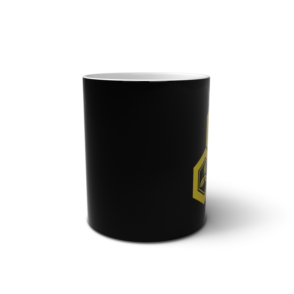 マグカップ 直江兼続家紋 三つ盛亀甲に三つ葉 黒地に金色