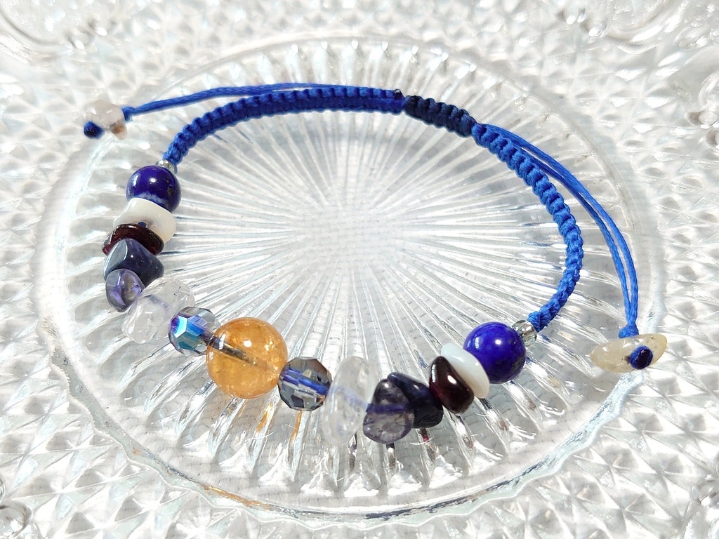 グラブル * アグロヴァル イメージ マクラメブレスレット