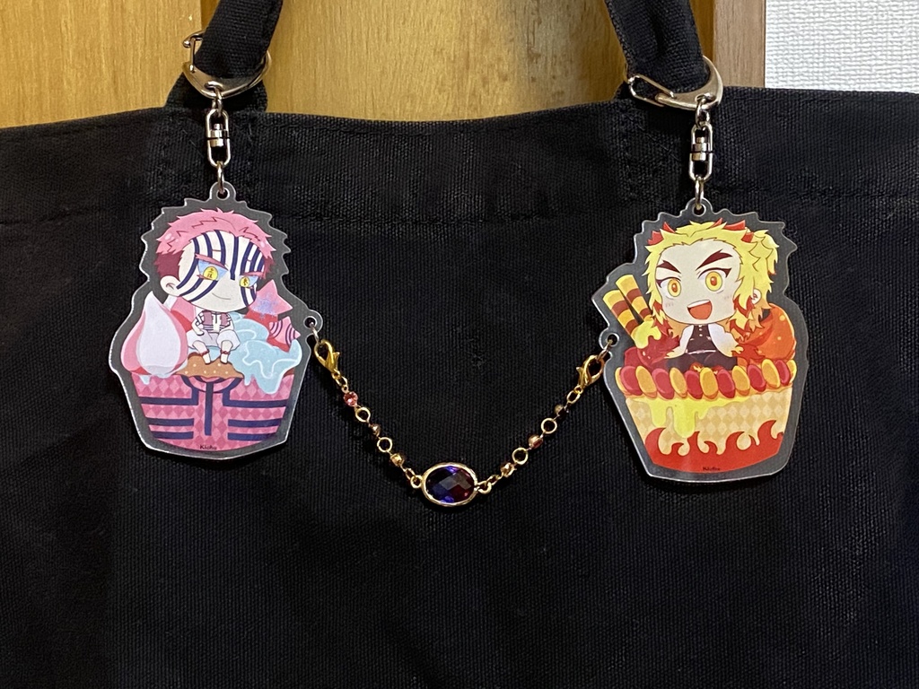 チャーム付アクリルキーホルダー