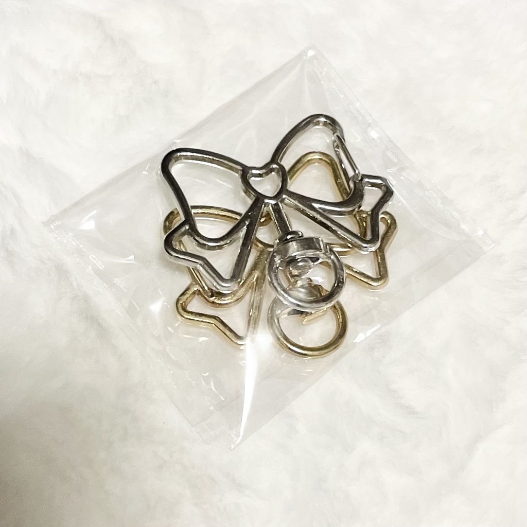 ロゼちゃんアクリルキーホルダー(おまけステッカー付き)