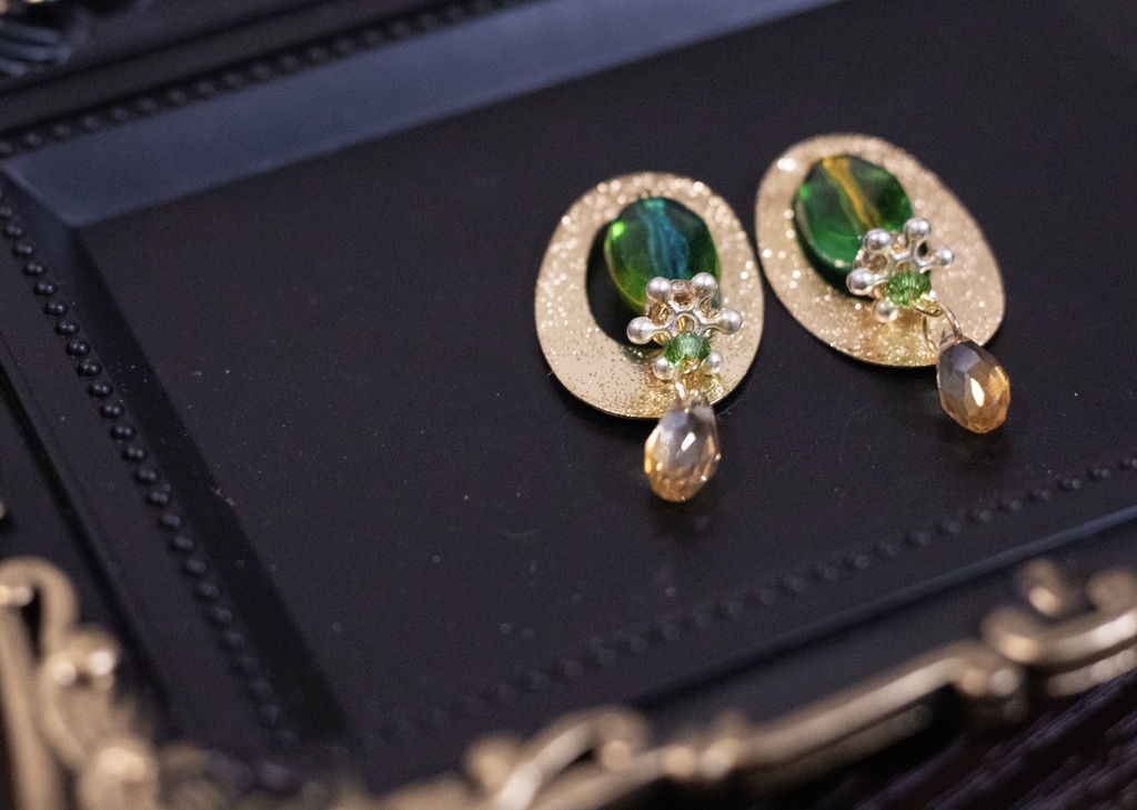 イメージアクセサリー twst レオナ