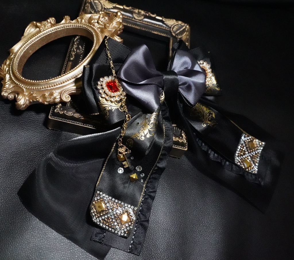 ツイステ ブレイジングジュエル リボン バレッタ