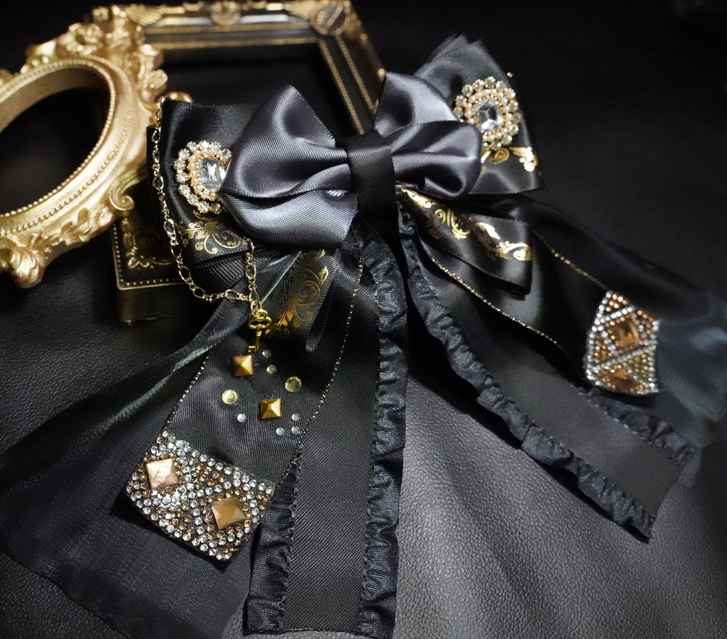 ツイステ ブレイジングジュエル リボン バレッタ