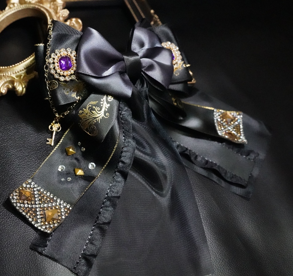 ツイステ ブレイジングジュエル リボン バレッタ