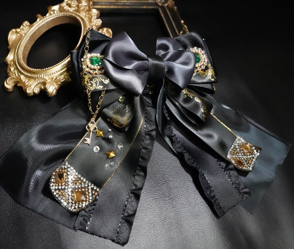 ツイステ ブレイジングジュエル リボン バレッタ