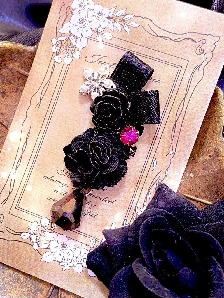 ◾️第五人格 調香師ウィラ・ナイエル【致命的な優しさ】イメージ イヤーカフ