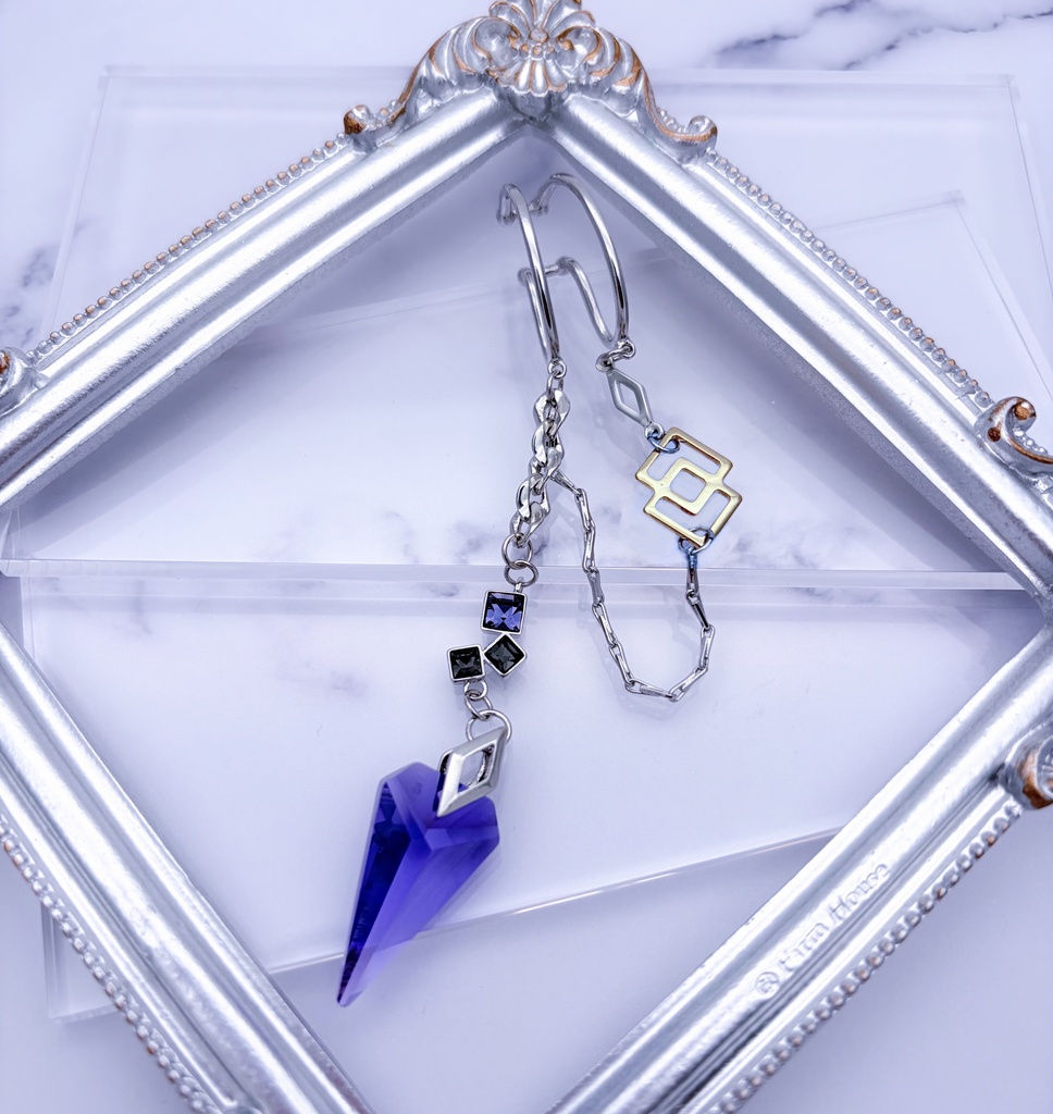 Luminous cuffシリーズ 【富者】パンタローネイメージイヤーカフ