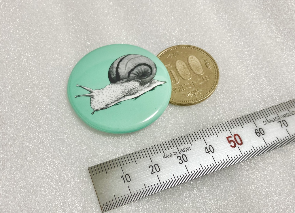 カタツムリさん缶バッジ