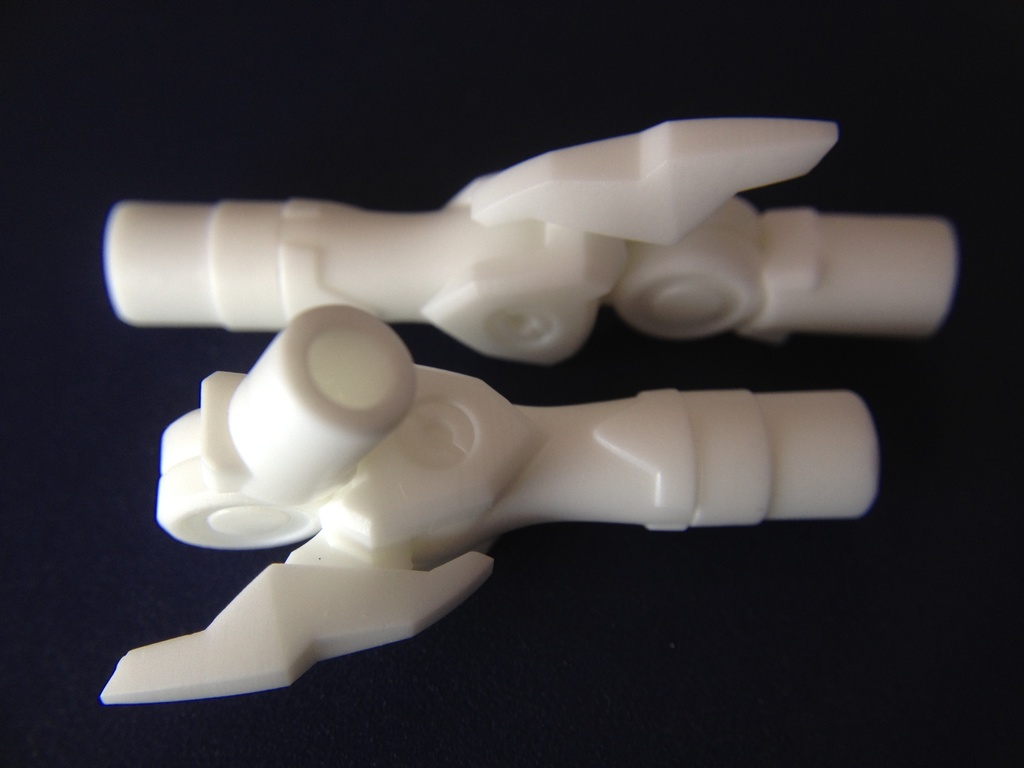 複腕化部材『Striga』, 腕部置換部材『Lyonia』