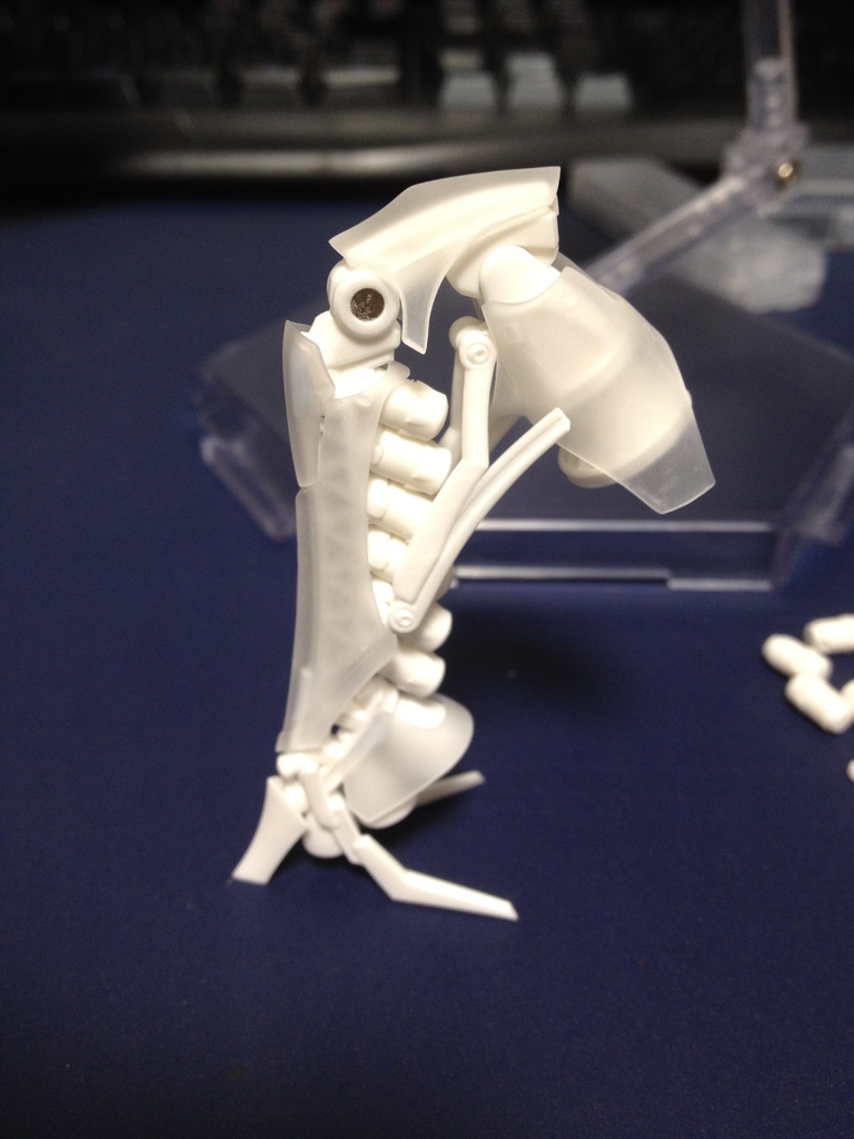 脚部置換型推進装置『Salvia』