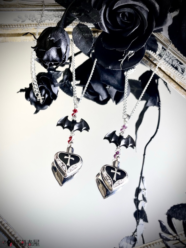 🦇Halloween🖤香水瓶ネックレス【アトマイザー】