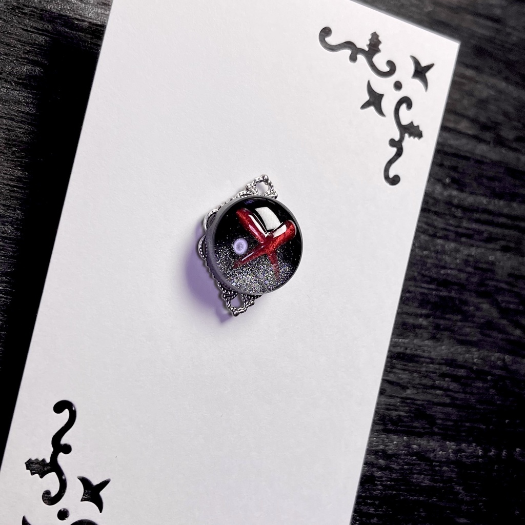 【推しの目】ストラップ付きチャーム