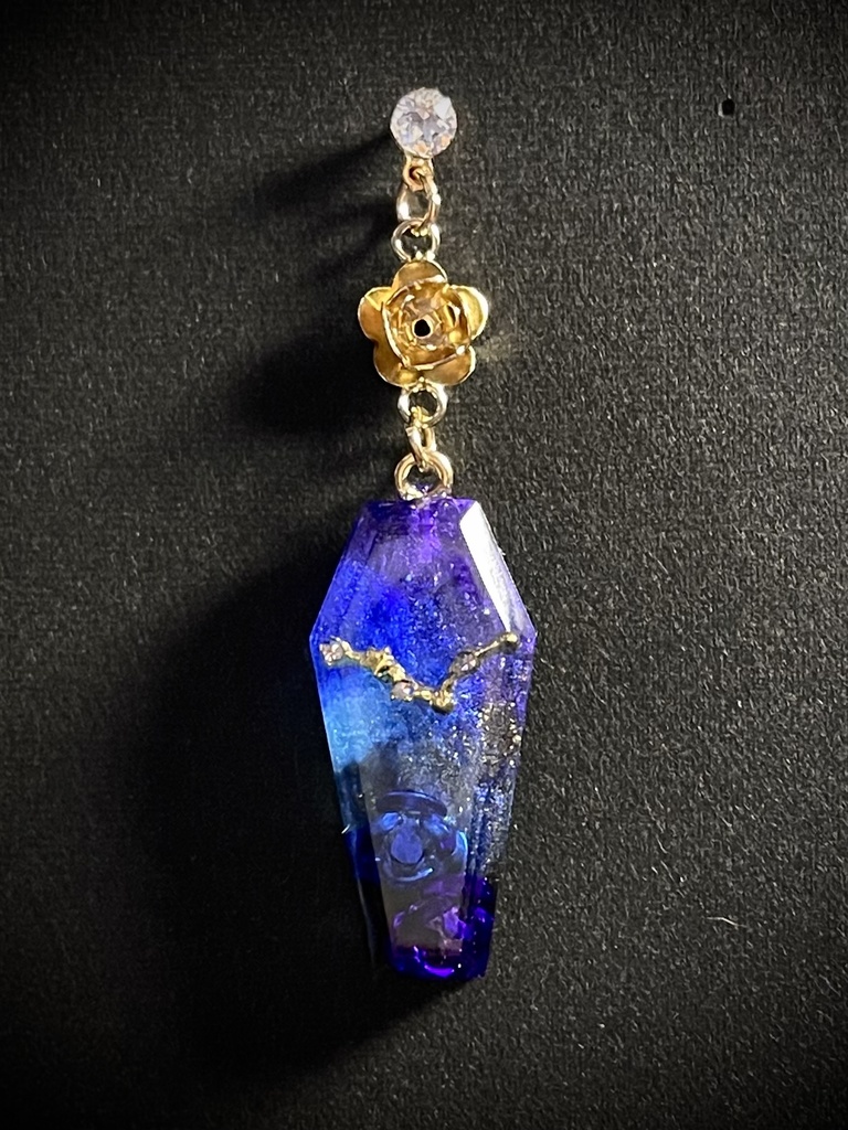 魚座と宇宙のピアス・イヤリング・チャーム(金色ストラップ紐付き)