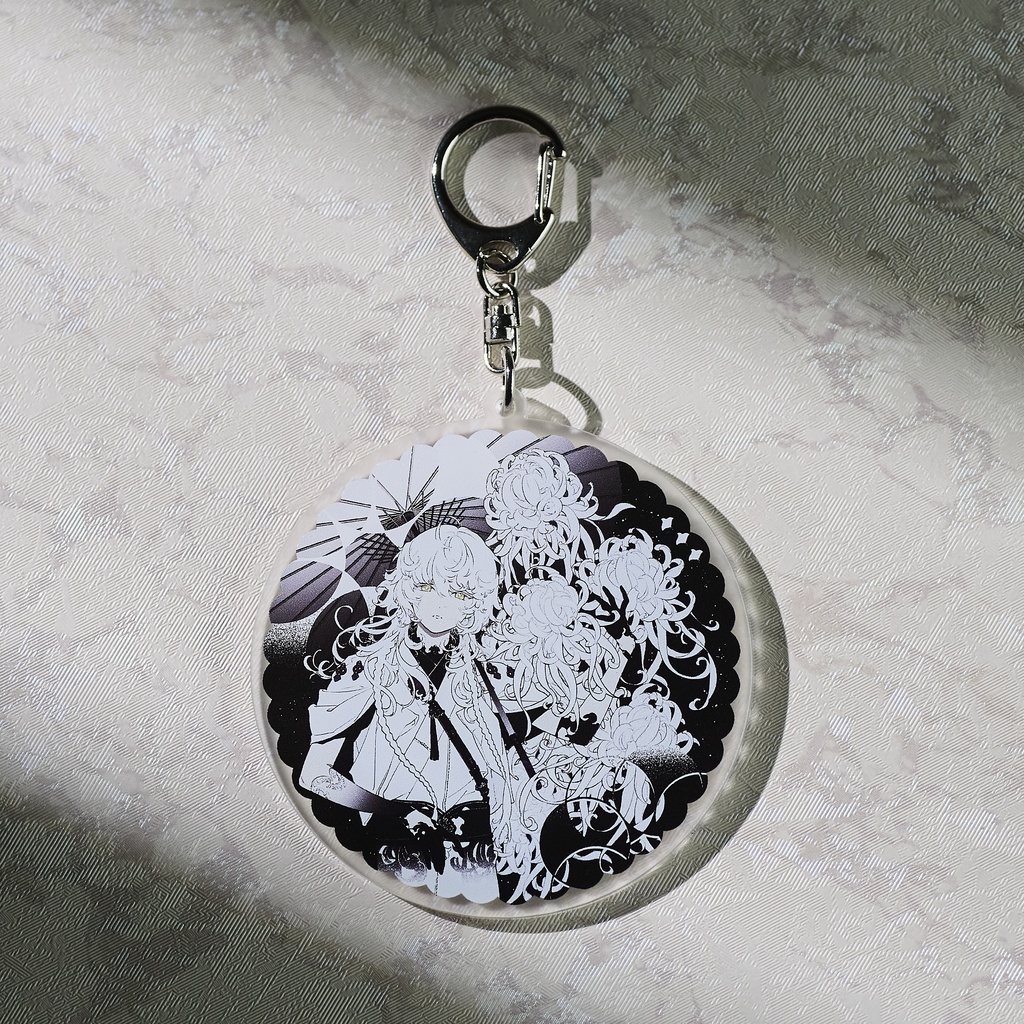 MATTO ACRYLIC KEYHOLDER -古典雲咲ノ菊-