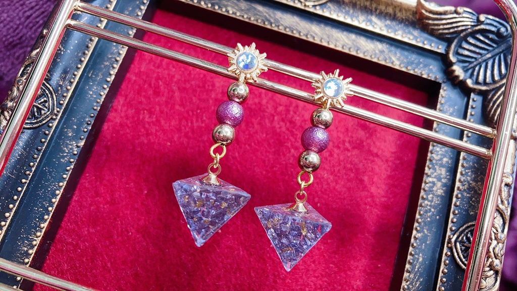 湊 友希那　ピアス(イヤリングも可能)