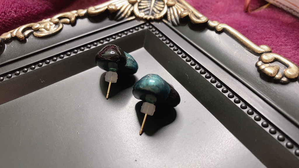 RAISE A SUILEN ピアス(イヤリング)