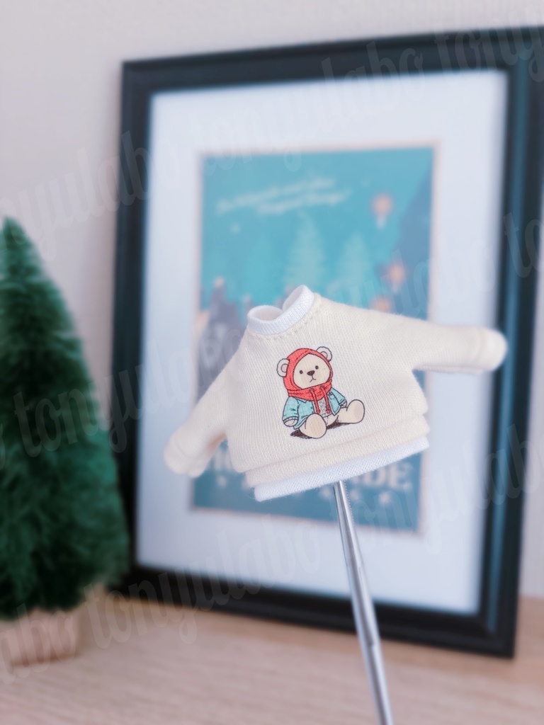 with hood bear sweater