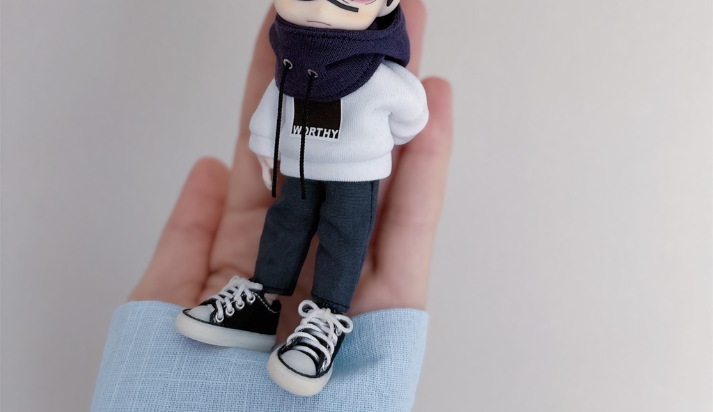 With hood neckwarmer