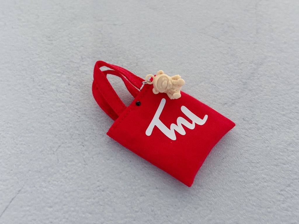 with hood bear charm tote bag