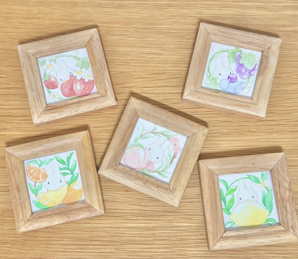 うさぎとフルーツ【ミニ額縁付き】