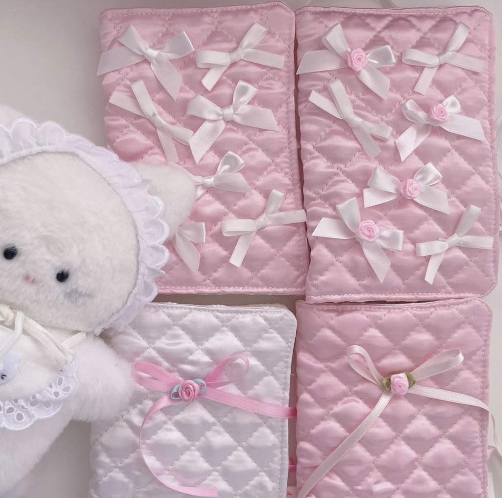 リボン過多少女 パスポートケース