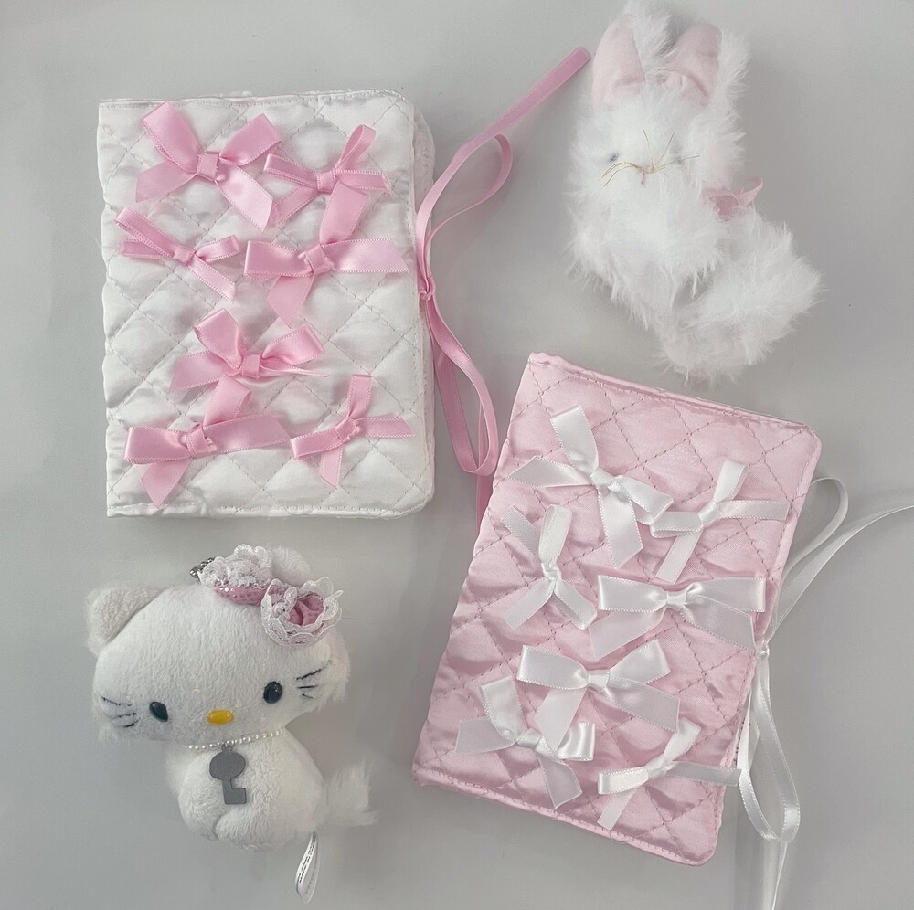 リボン過多少女 パスポートケース