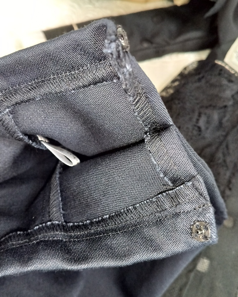 まだみぬ物語を求め彷徨う蒐集家(50cm・60cmドール用)