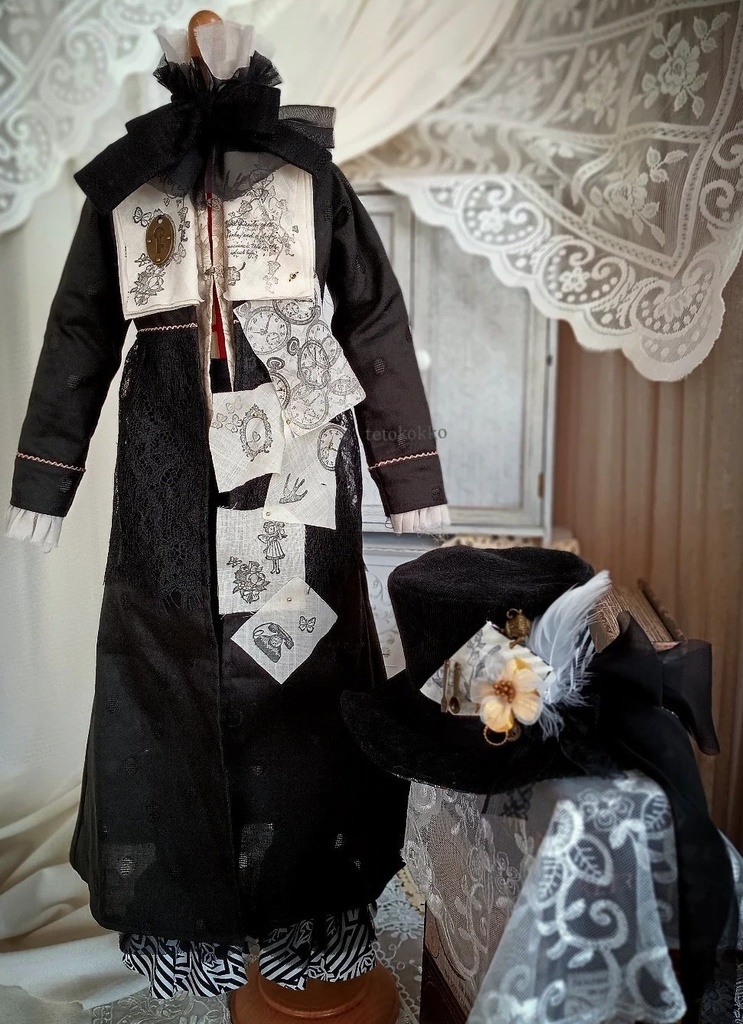 まだみぬ物語を求め彷徨う蒐集家(50cm・60cmドール用)