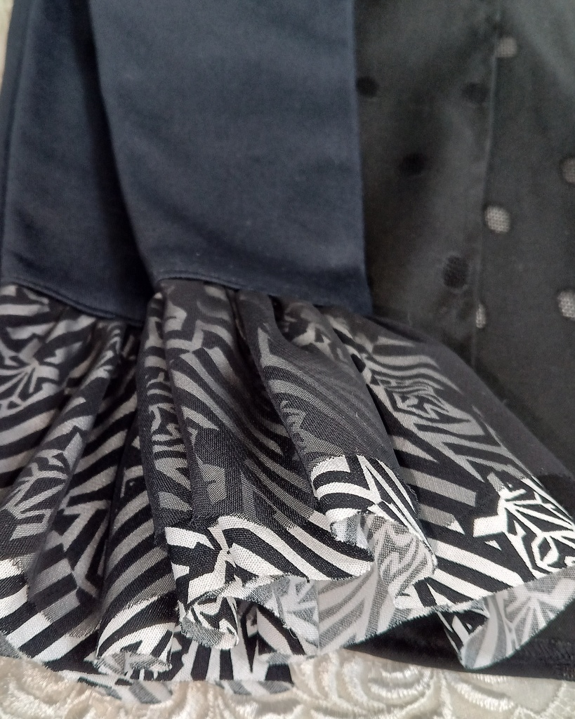 まだみぬ物語を求め彷徨う蒐集家(50cm・60cmドール用)