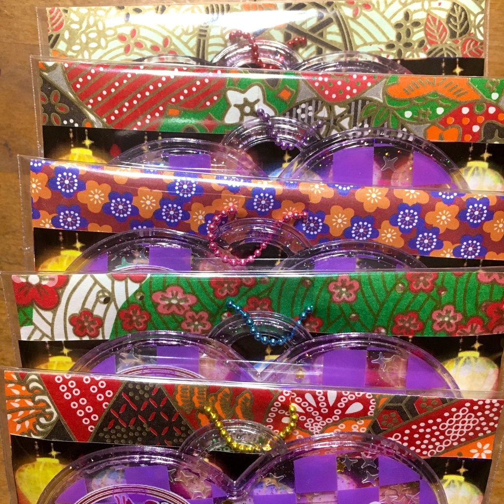 しゃかしゃかグリッターハートタグ