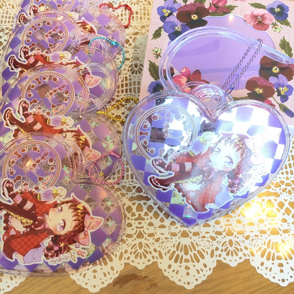 しゃかしゃかグリッターハートタグ