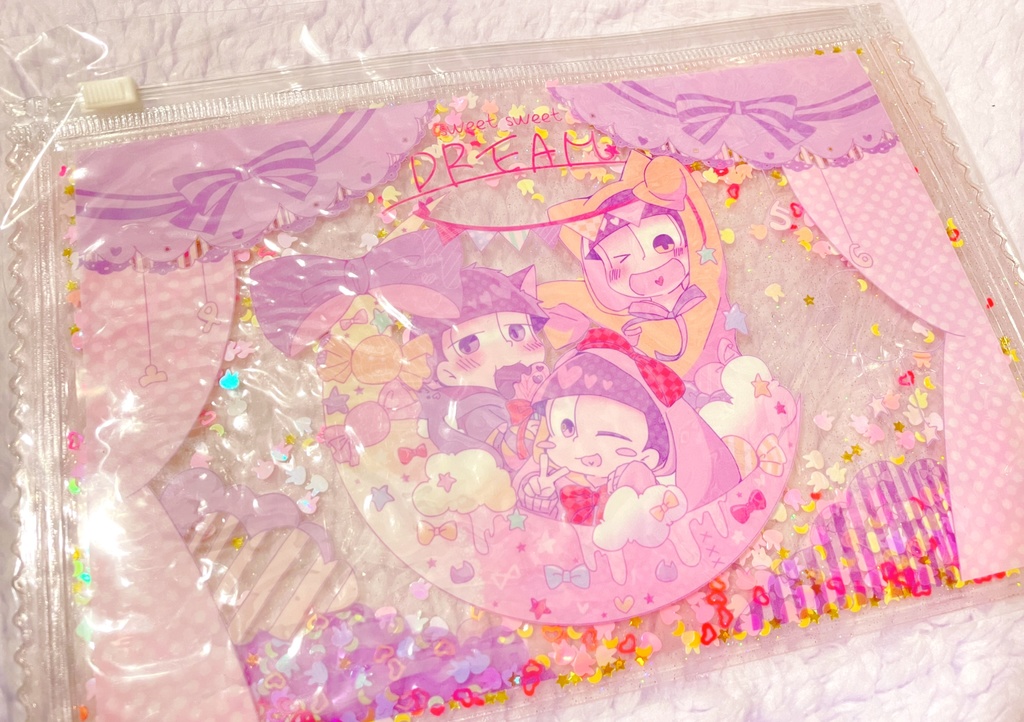 弟松のシャカシャカゆめかわポーチ