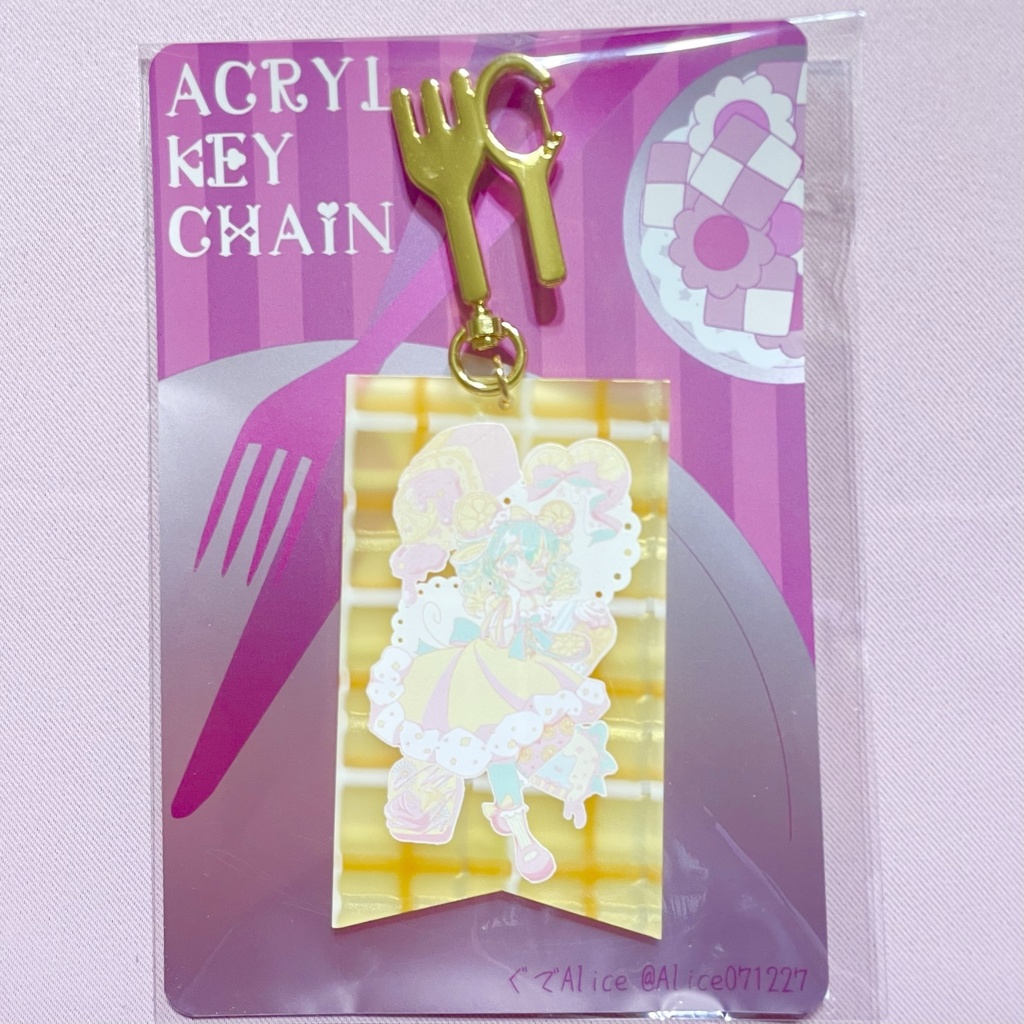 チェック柄アクリルキーホルダー