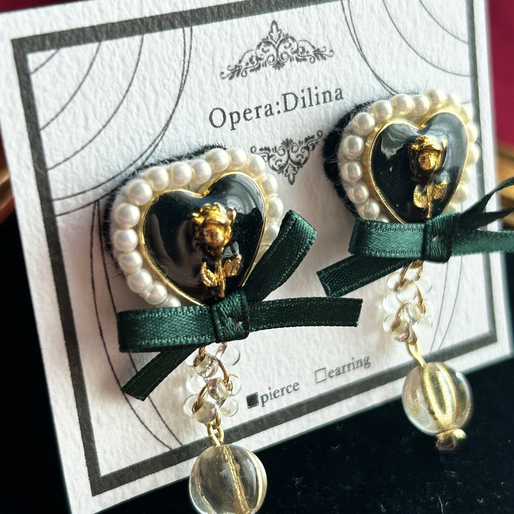 クリスタル・ガーデン【ピアス・イヤリング】