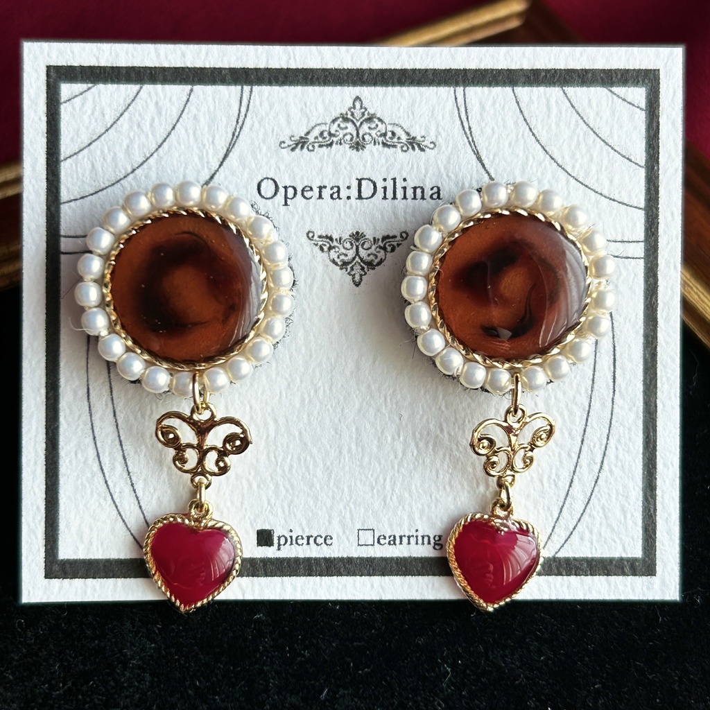 ミスティ・クイーン【ピアス・イヤリング】