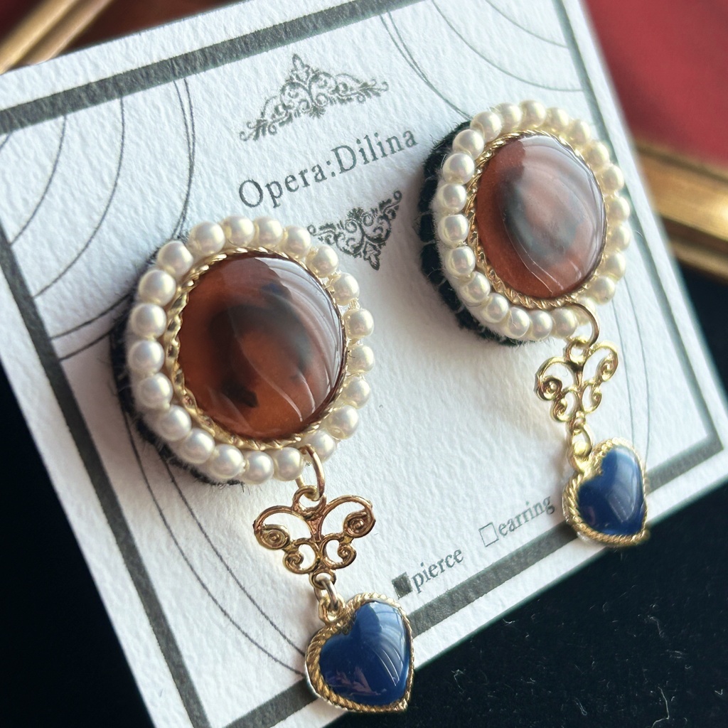 ミスティ・クイーン【ピアス・イヤリング】