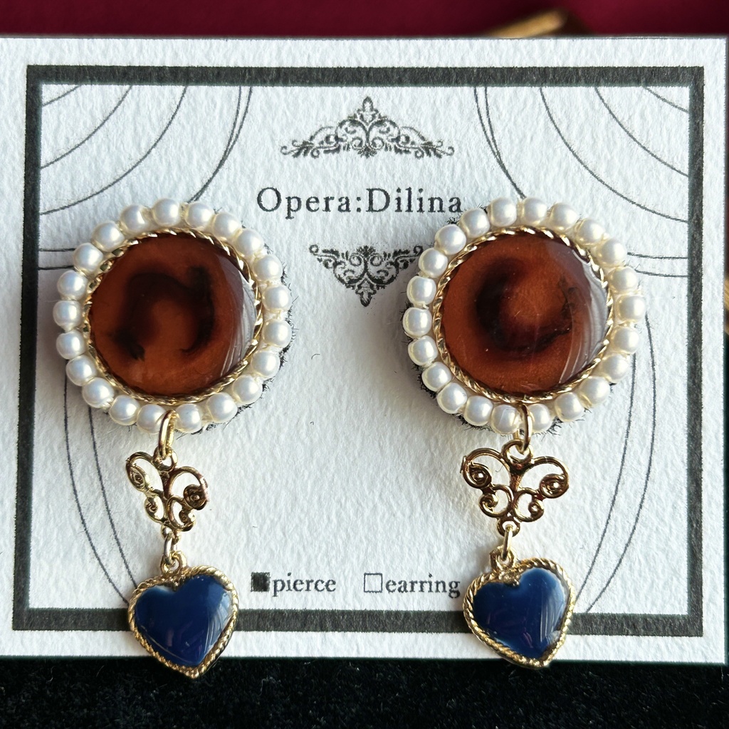 ミスティ・クイーン【ピアス・イヤリング】