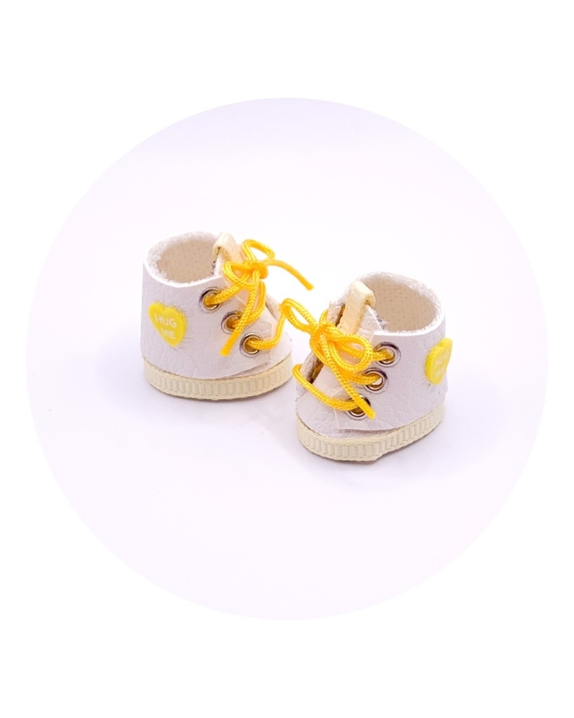 YELLOW HEART SNEAKER