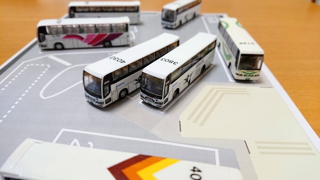 【PDF・模型用道路】窮屈なバスターミナル(1/150 バスコレ用道路シート/A4)