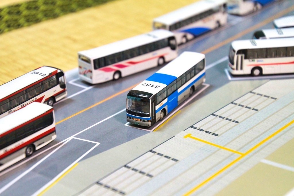 【PDF・模型用道路】天神の高速バスターミナル(1/150 バスコレ用道路シート/A4)