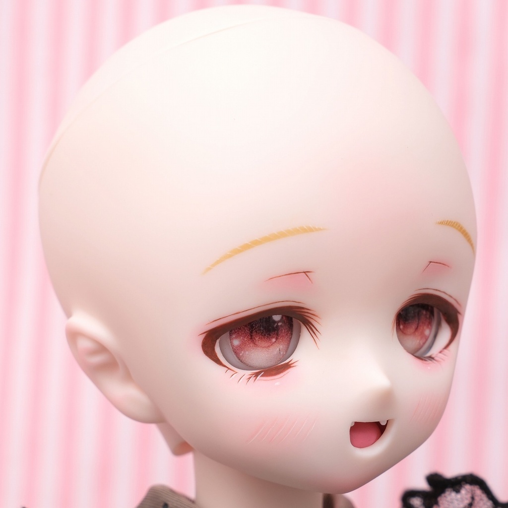 DDH-01 セミホワイト 開口ソフビ盛りカスタムヘッド+レジンアイ