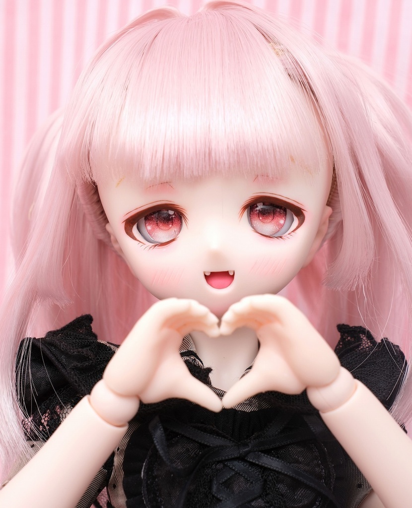 DDH-01 セミホワイト 開口ソフビ盛りカスタムヘッド+レジンアイ