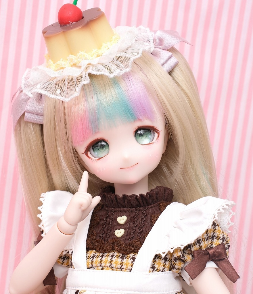 DDH-27 セミホワイト ソフビ盛りカスタムヘッド+おまけレジンアイ