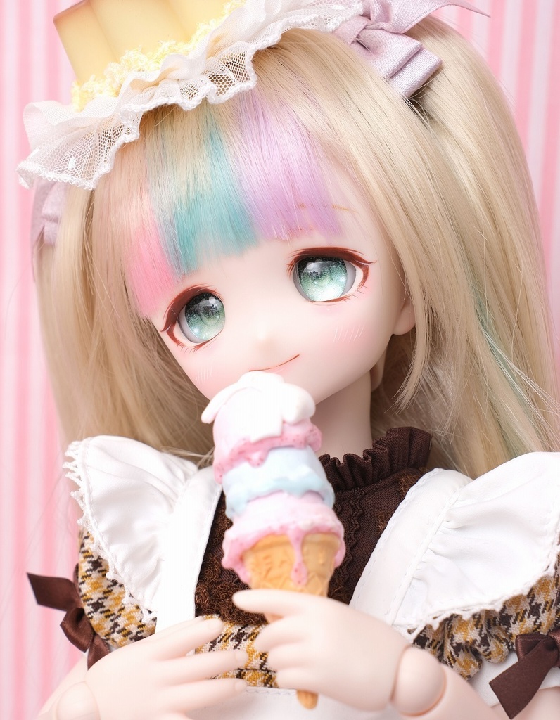 DDH-27 セミホワイト ソフビ盛りカスタムヘッド+おまけレジンアイ