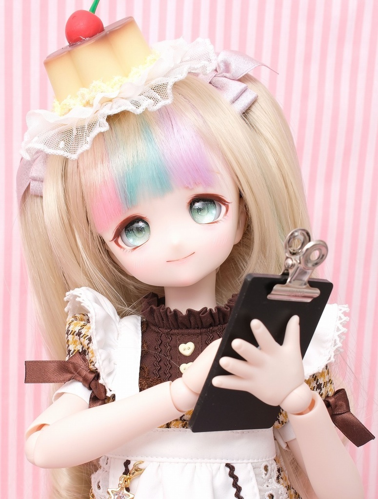 DDH-27 セミホワイト ソフビ盛りカスタムヘッド+おまけレジンアイ