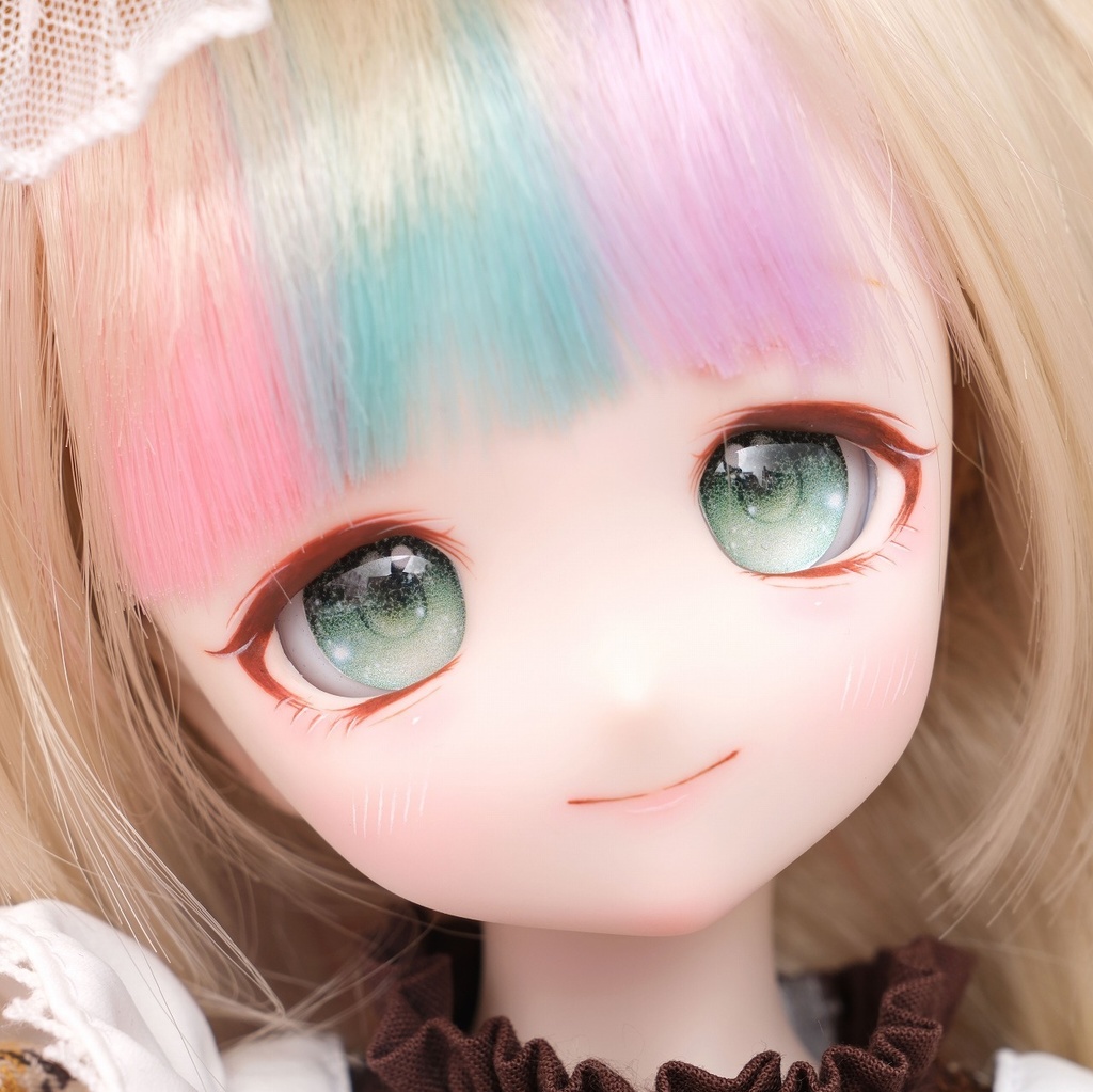 DDH-27 セミホワイト　ソフビ盛りカスタムヘッド＋おまけレジンアイ