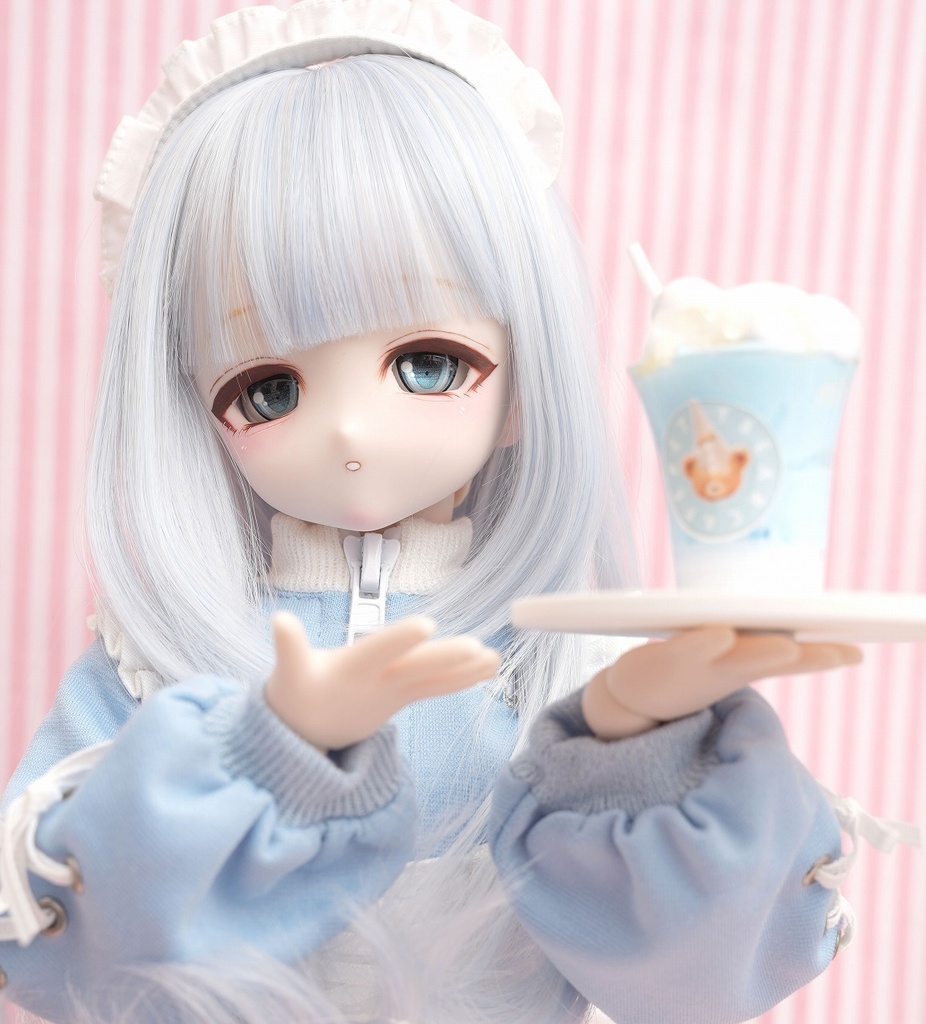DDH-27 セミホワイト ソフビ盛りカスタムヘッド+ディーラー様製レジンアイ