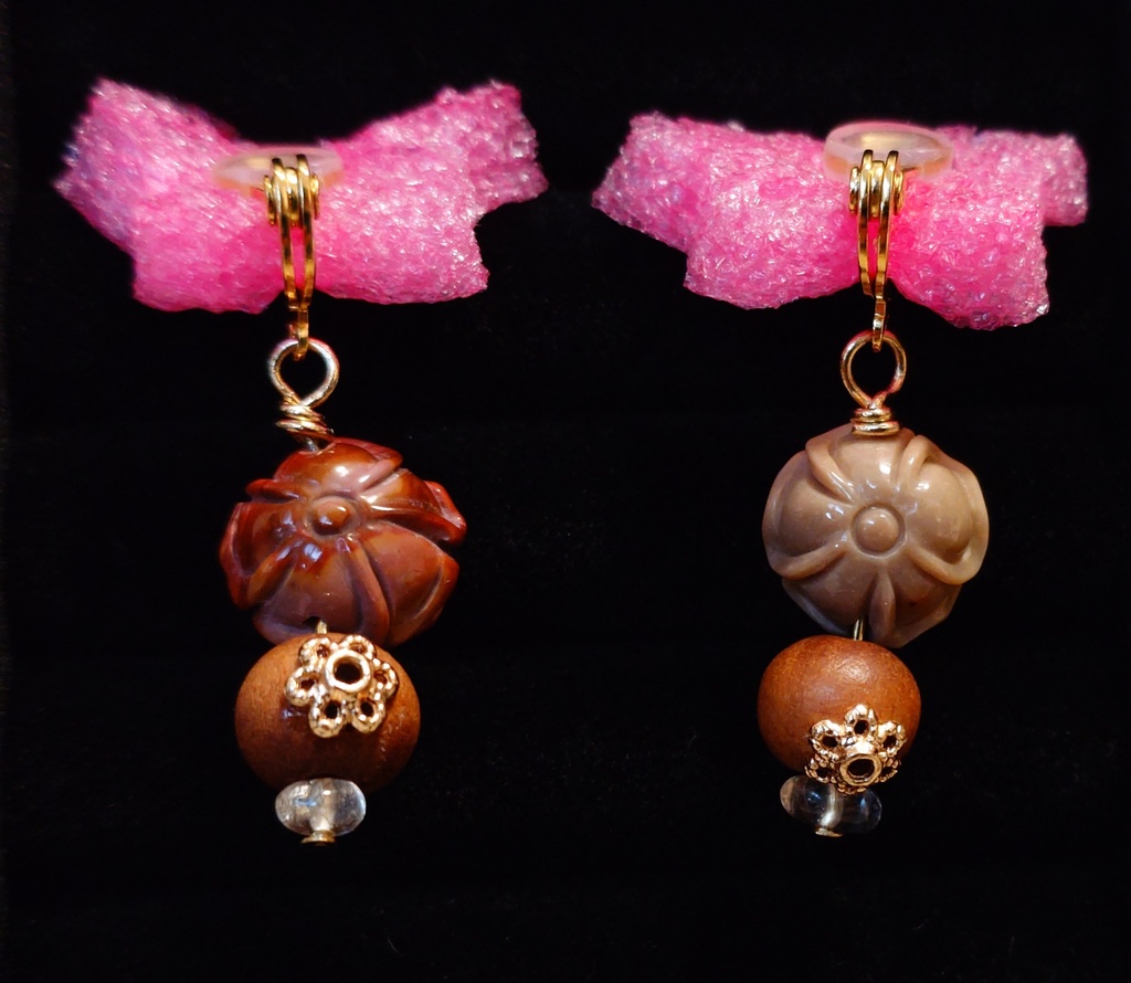 阿拉善イヤリング※ピアスに変更可(ゴールドパーツ)